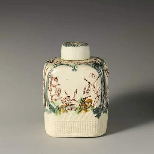 Tea caddy