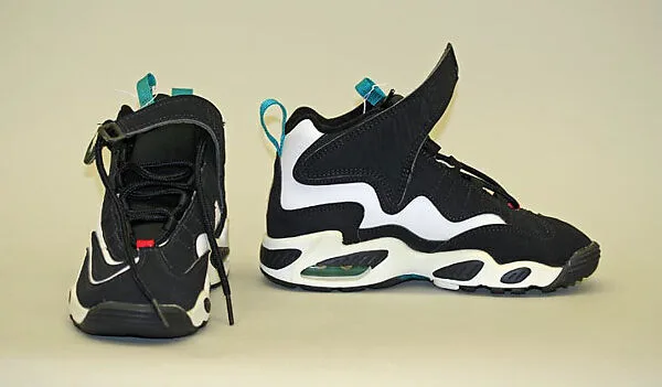 Sneakers — Nike