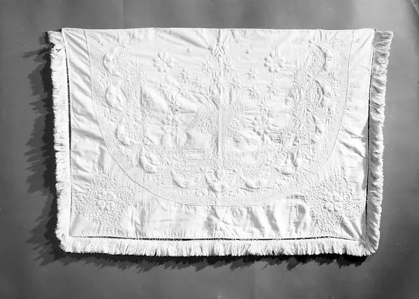 Quilted Tablecover — Anne Van der Veer