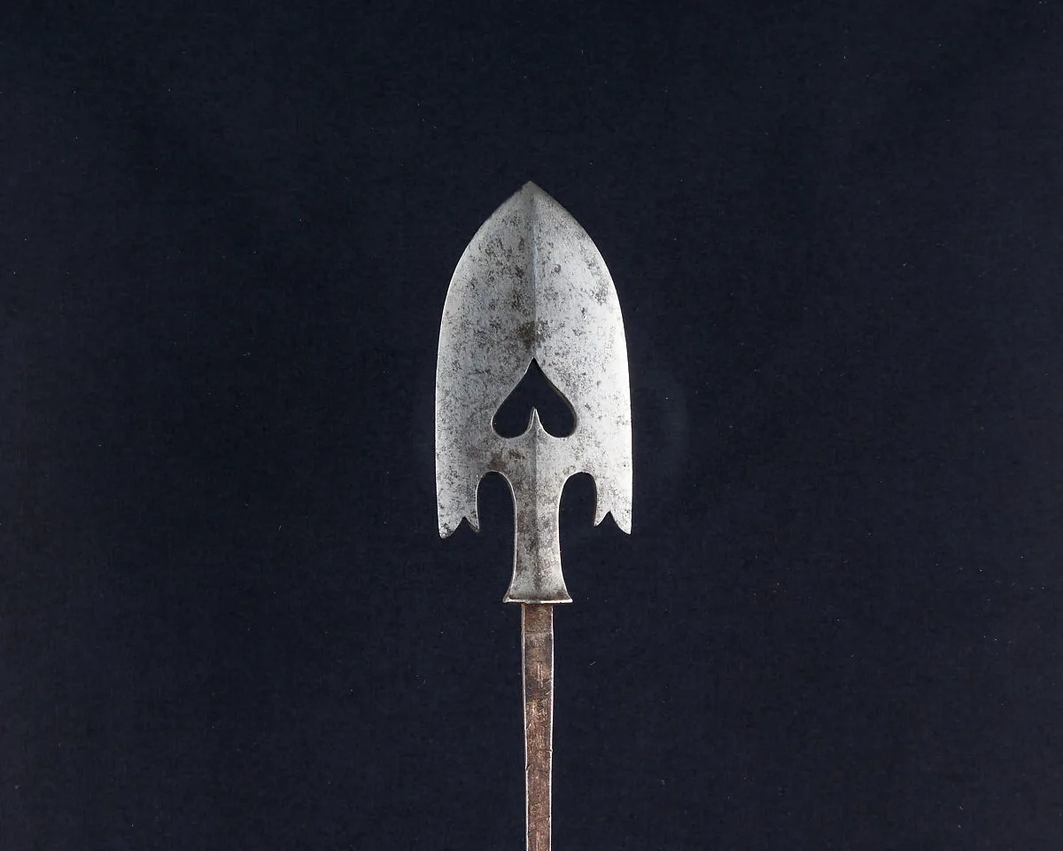 Arrowhead (<i>Yanone</i>) — Unknown