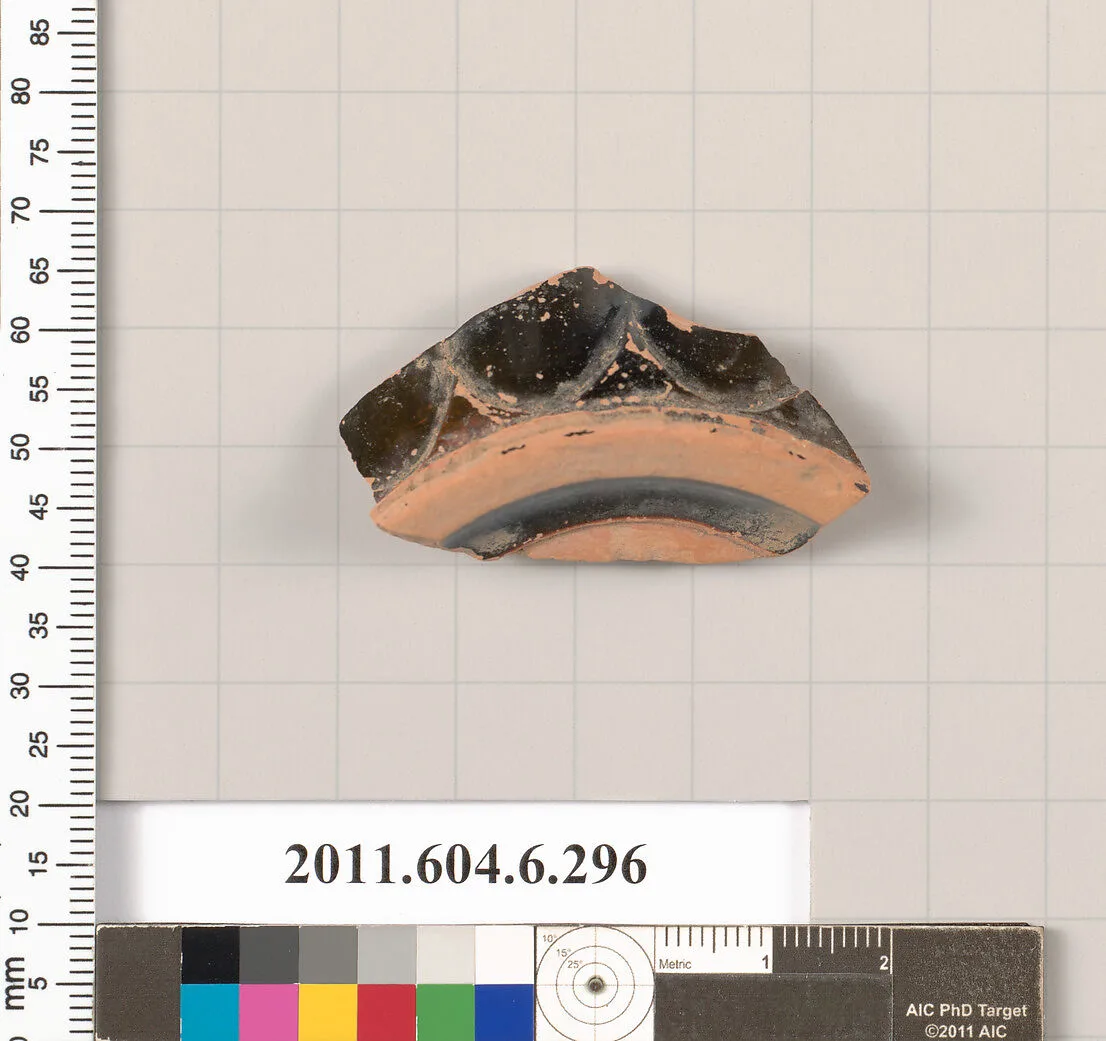 Terracotta fragment of a closed shape — Unknown