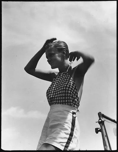 [Natasha von Hoeschelmann]
