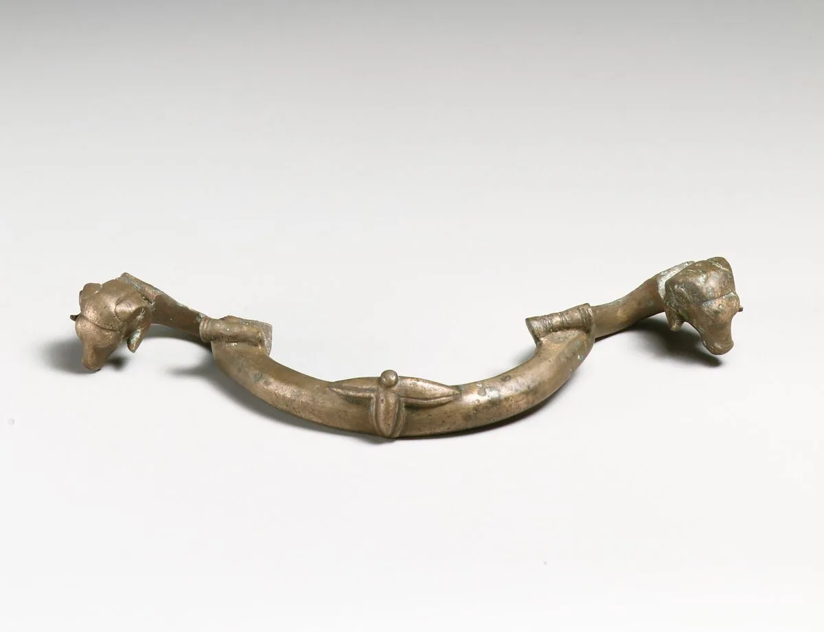 Bronze handle — Unknown