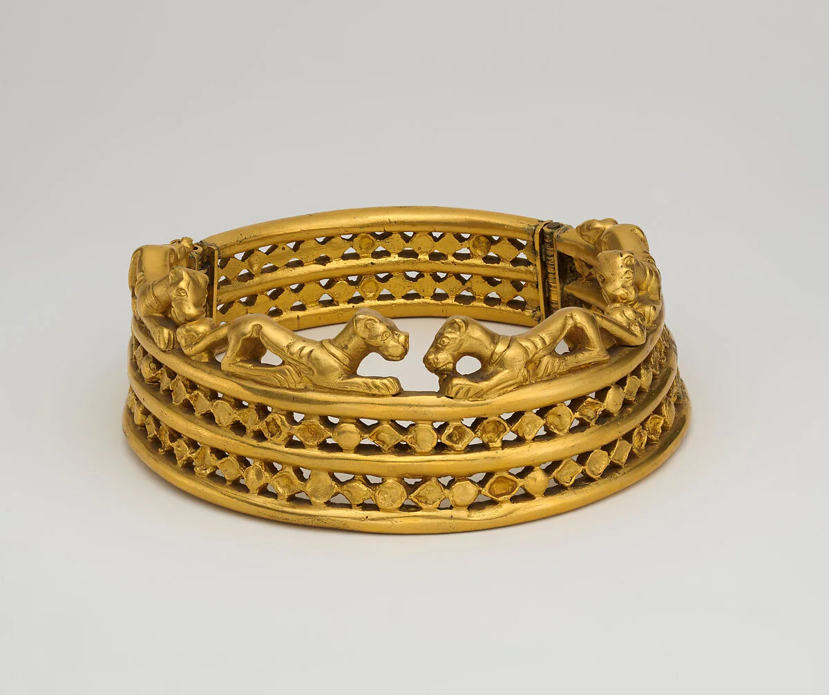 Reproduction of a Sarmatian collar — Unknown