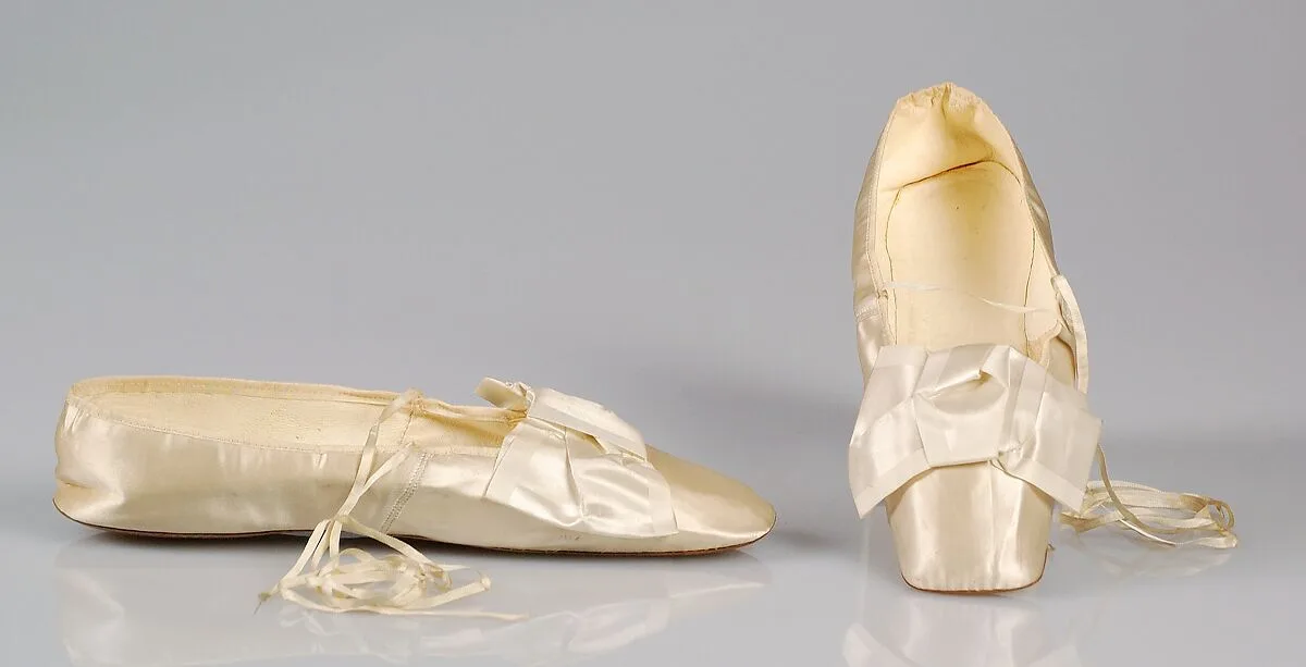 Evening slippers — Unknown