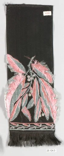 Woman's necktie
