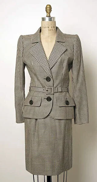 Suit — Yves Saint Laurent|Yves Saint Laurent