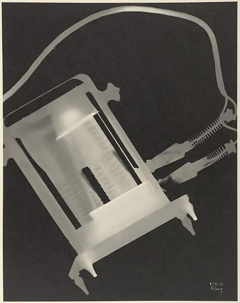 Salle a Manger — Pierre Bost|G. Gauché|Man Ray|La Compagnie parisienne de distribution d'électricité