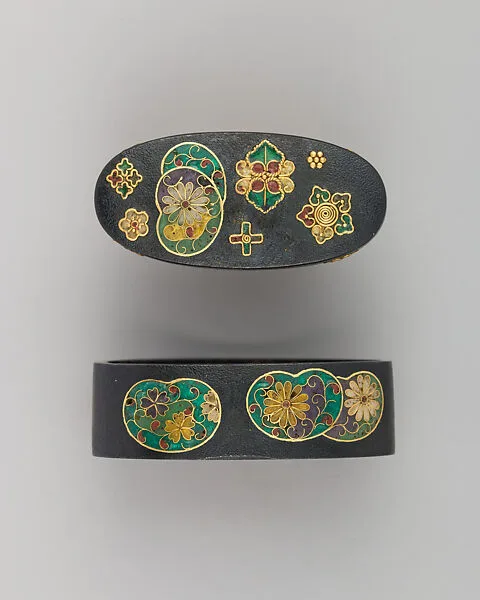Sword-Hilt Collar and Pommel (Fuchigashira) — Unknown