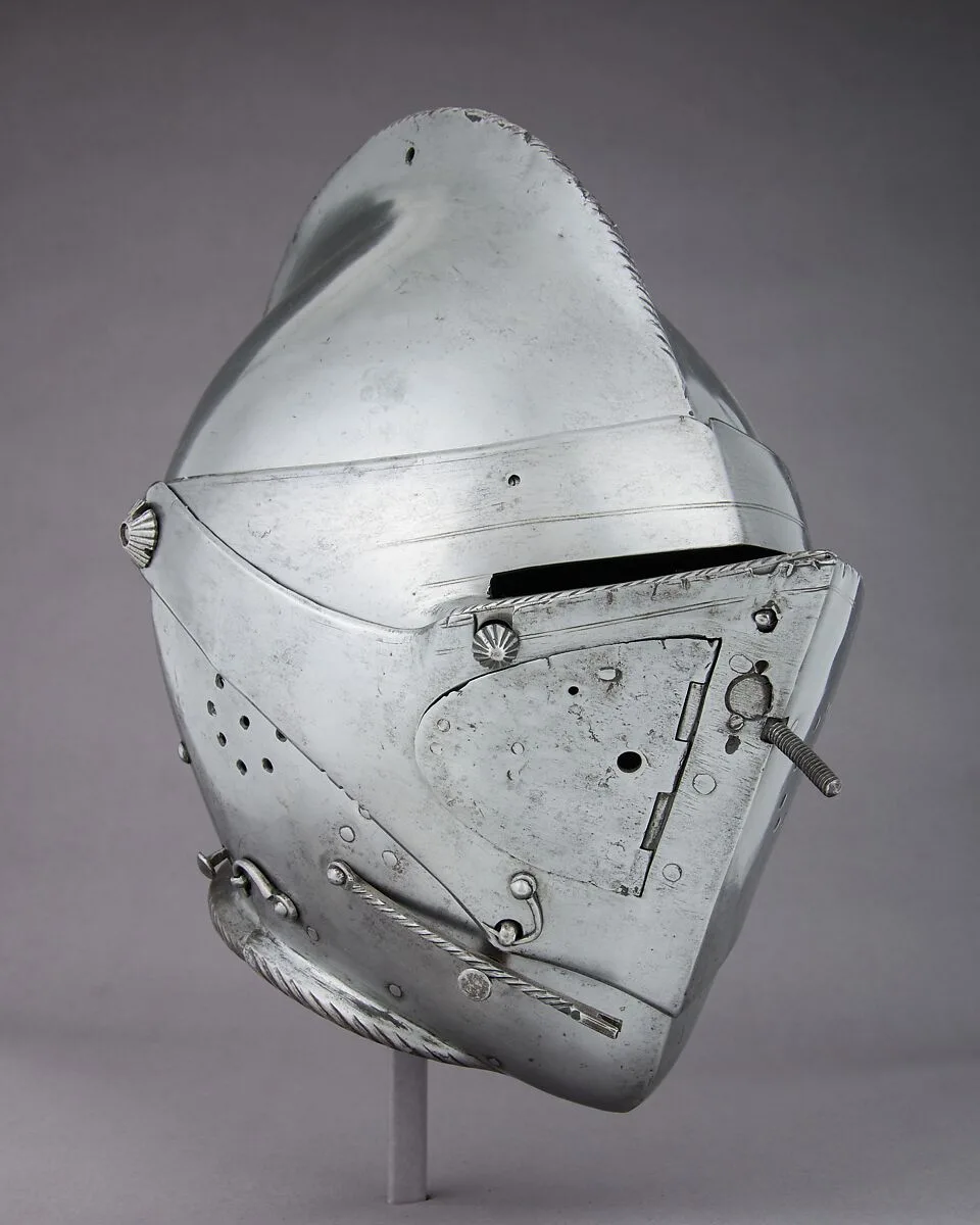 Close-Helmet for the Tilt — Unknown