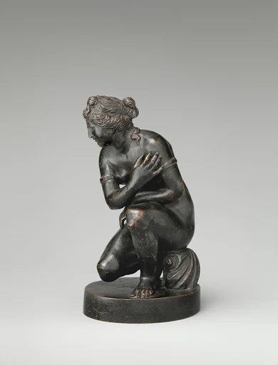 Crouching Venus