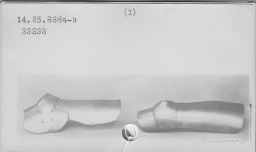 Pair of Thigh Defenses (Cuisses) with Knee Defenses (Poleyns)