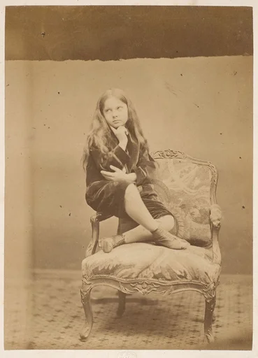 Les jambes croisées