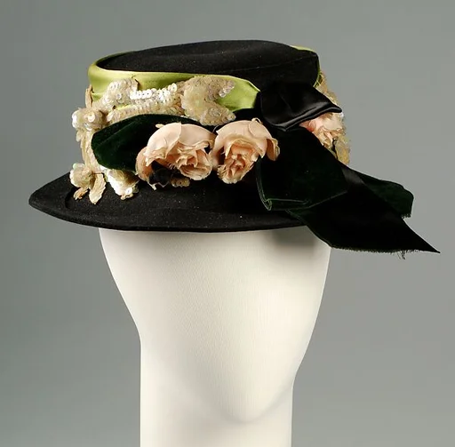 Dinner hat