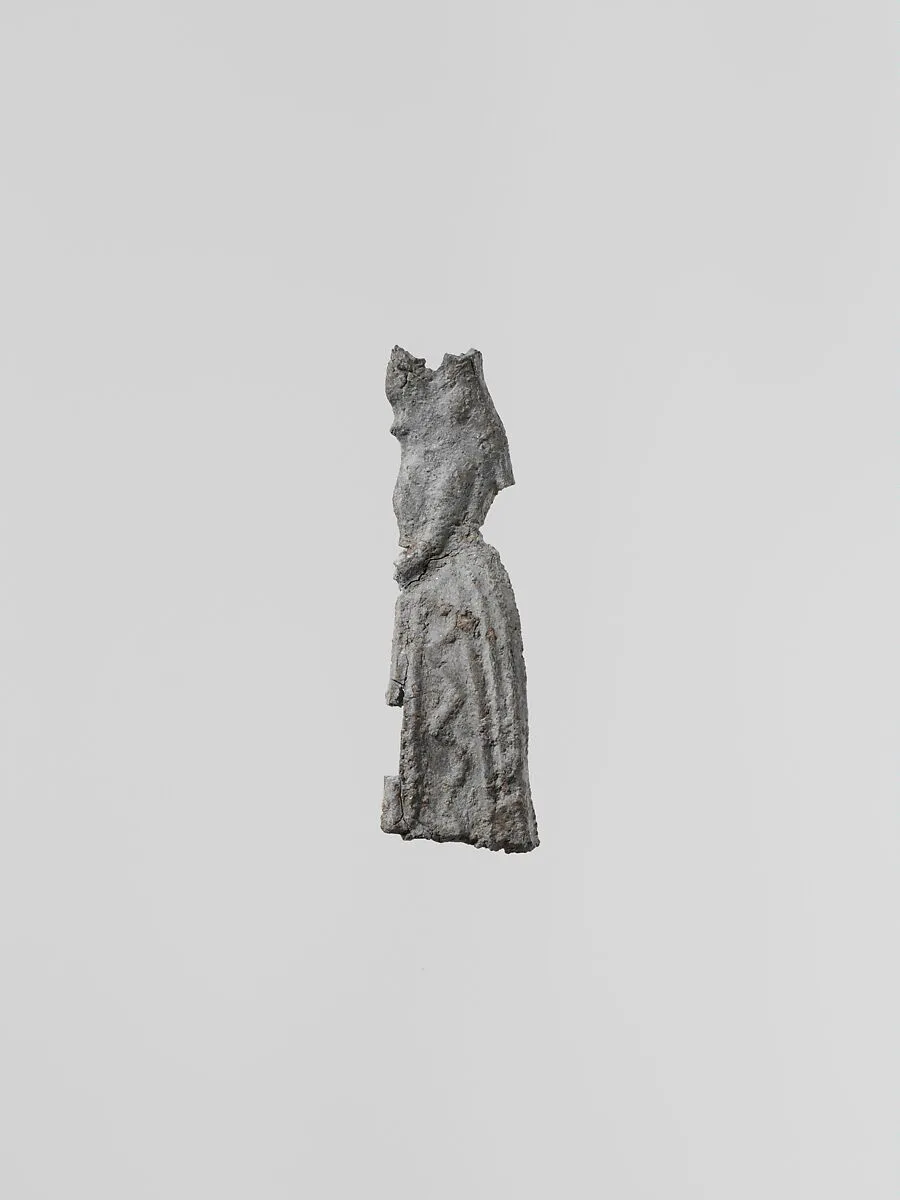 Statuette of a woman votary — Unknown