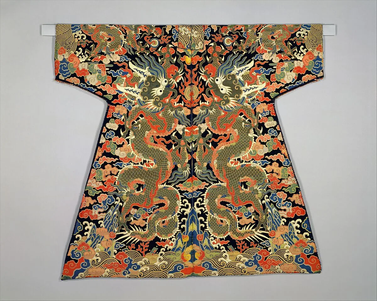 清早期 彩絨龍袍料|Velvet Textile for a Dragon Robe — Unknown