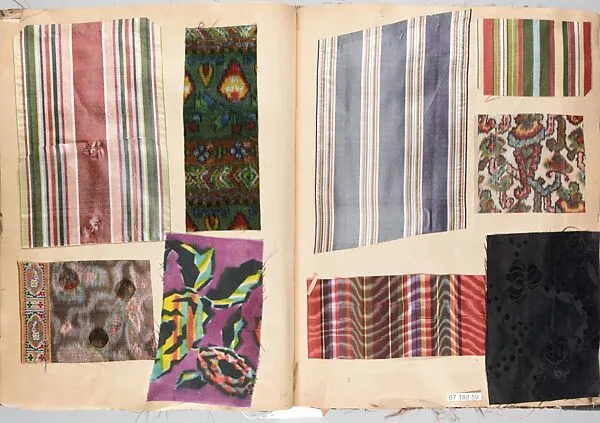 Patterned silks (12 books) — Unknown