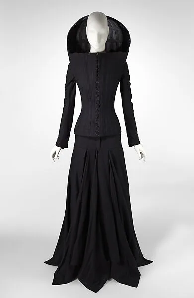Ensemble — Olivier Theyskens