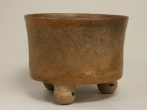 Tripod Vessel