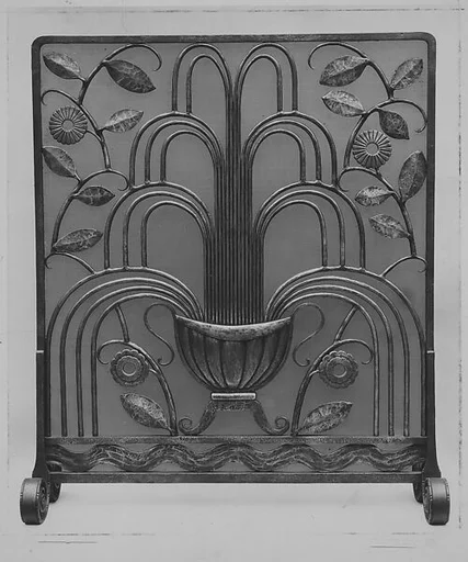 "La Fontaine" ("The Fountain") Fire Screen