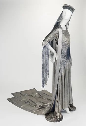 Evening ensemble