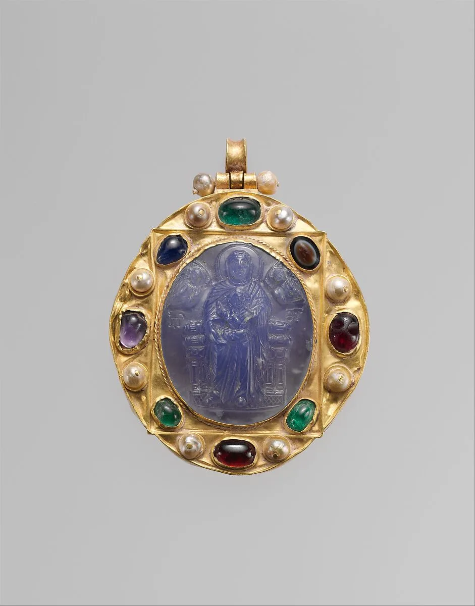 Pendant Brooch with Cameo of Enthroned Virgin and Child and Christ Pantokrator — Unknown