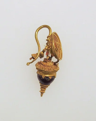 Earring with disc, amphora, chains