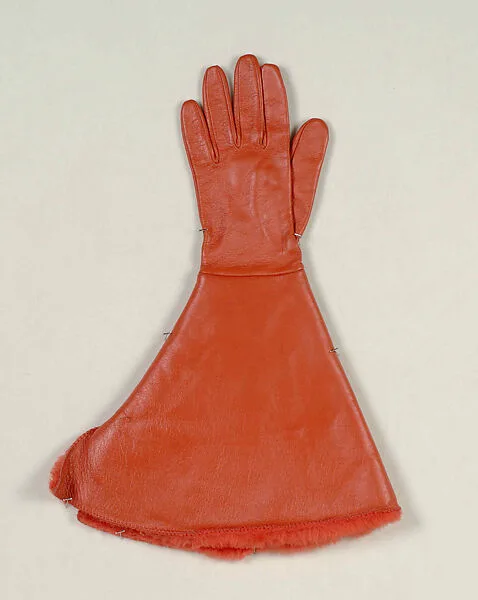 Gauntlets — Bonnie Cashin|Crescendoe Gloves, Inc.