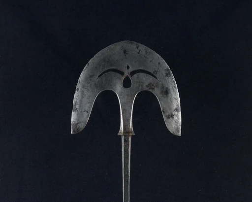 Arrowhead (<i>Yanone</i>)