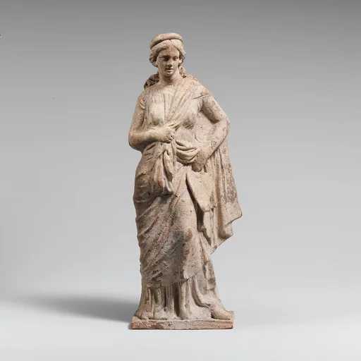 Terracotta statuette of a woman