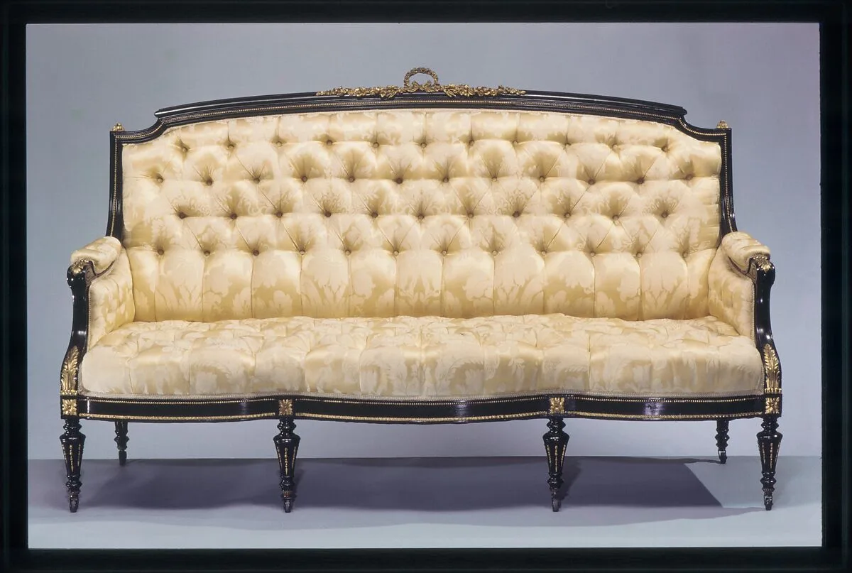 Sofa — Léon Marcotte