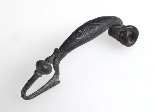 Bow Brooch