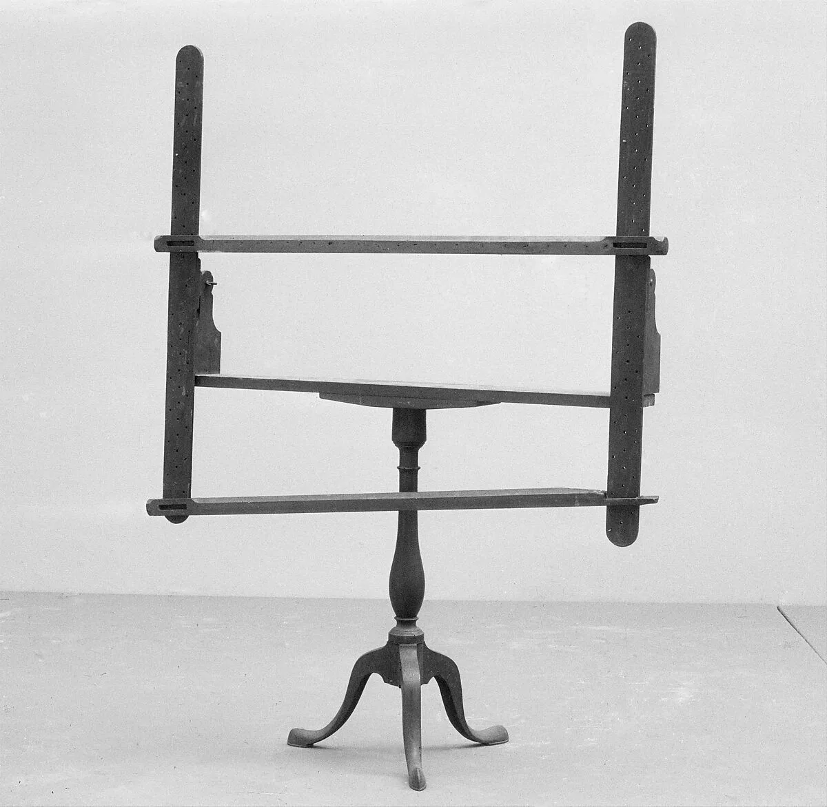 Embroidery frame — Unknown