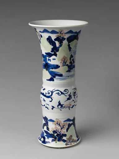 清康熙 景德鎮窯釉下三彩山水圖觚形瓶|Vase with landscape scenes
