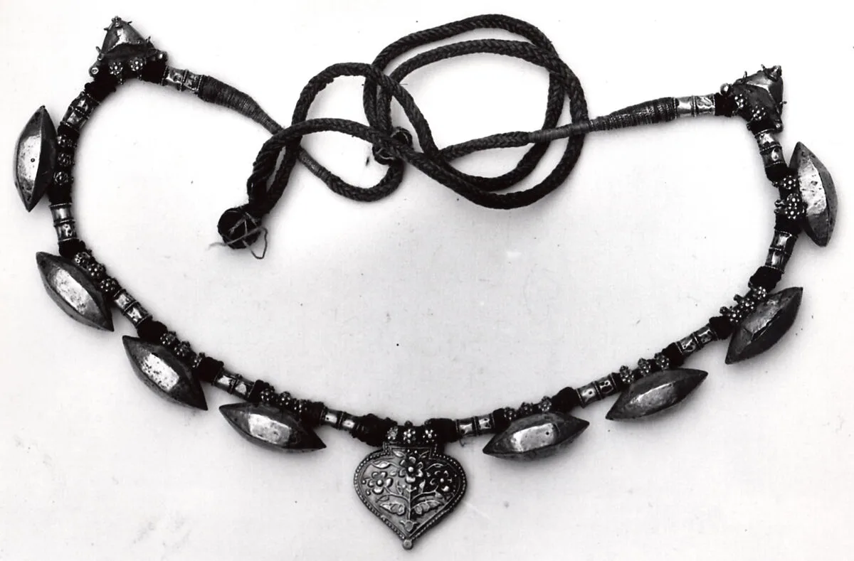 Necklace (Galaband) — Unknown