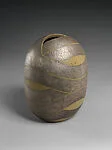 栗木達介作  銀緑彩文扁壺|Vase with silver-painted linear design