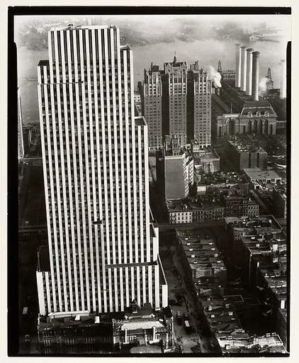 Daily News Building