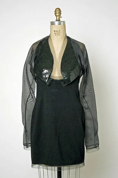 Ensemble — Geoffrey Beene