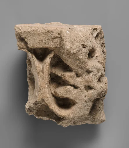 Relief fragment