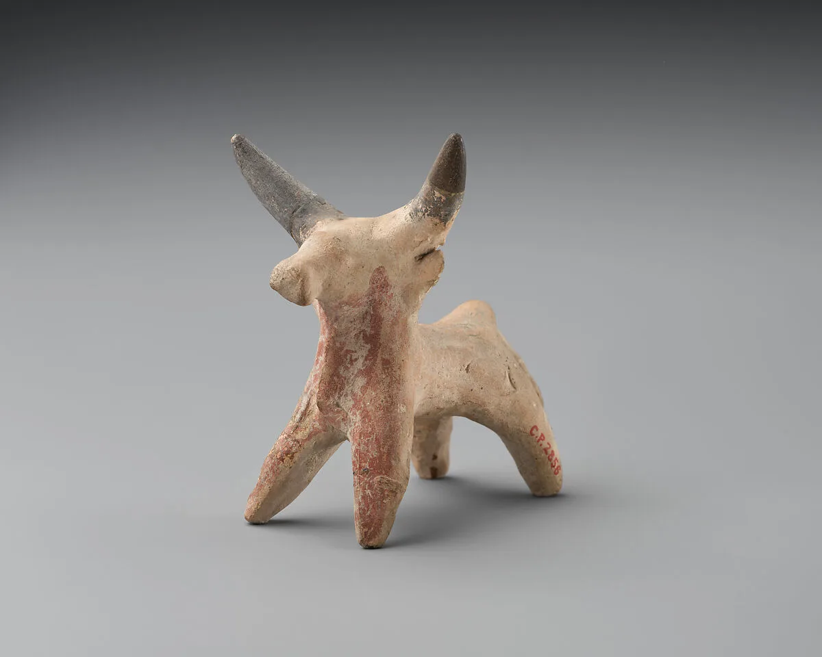 Bull figurine — Unknown