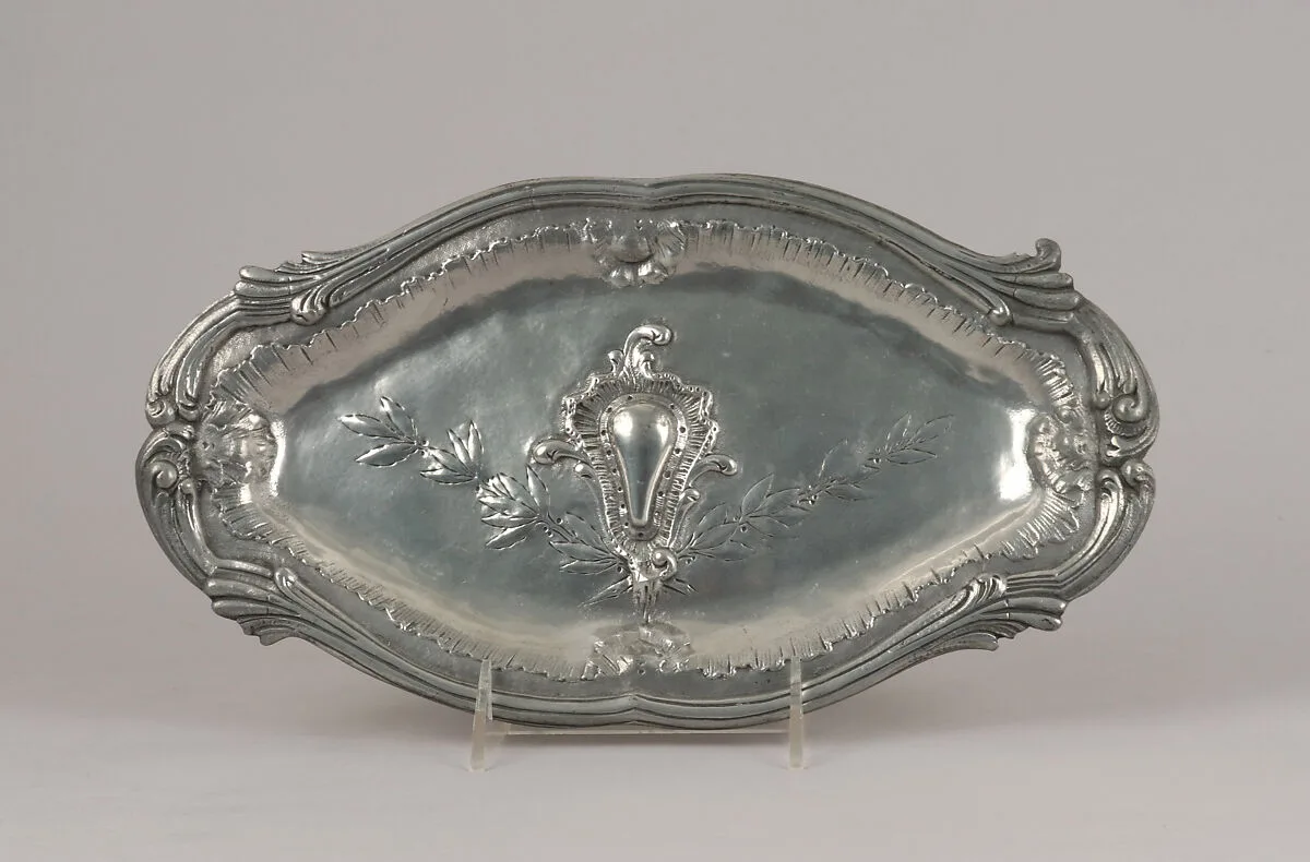 Fruit dish (one of a pair) — Unknown