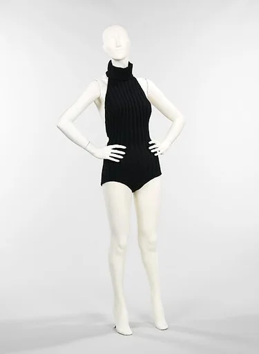 Bathing suit