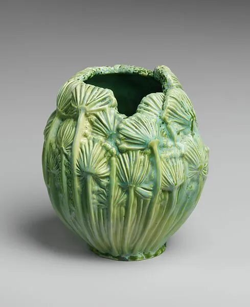 Vase with Queen Anne's lace — Tiffany Studios