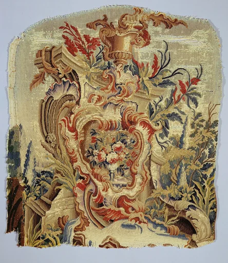 Rocaille cartouches with flowers