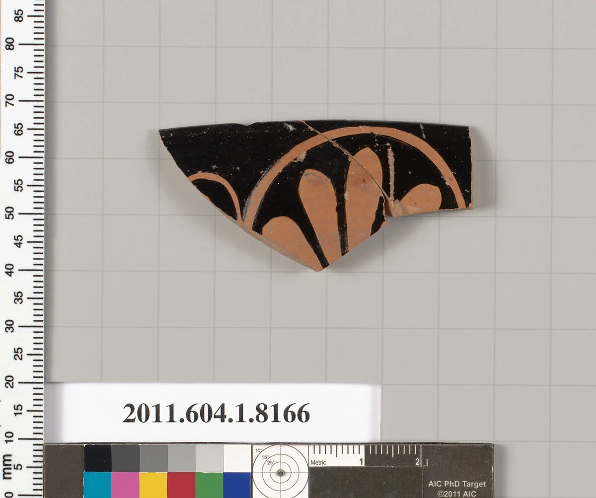 Terracotta rim fragment of a kylix (drinking cup) — Unknown