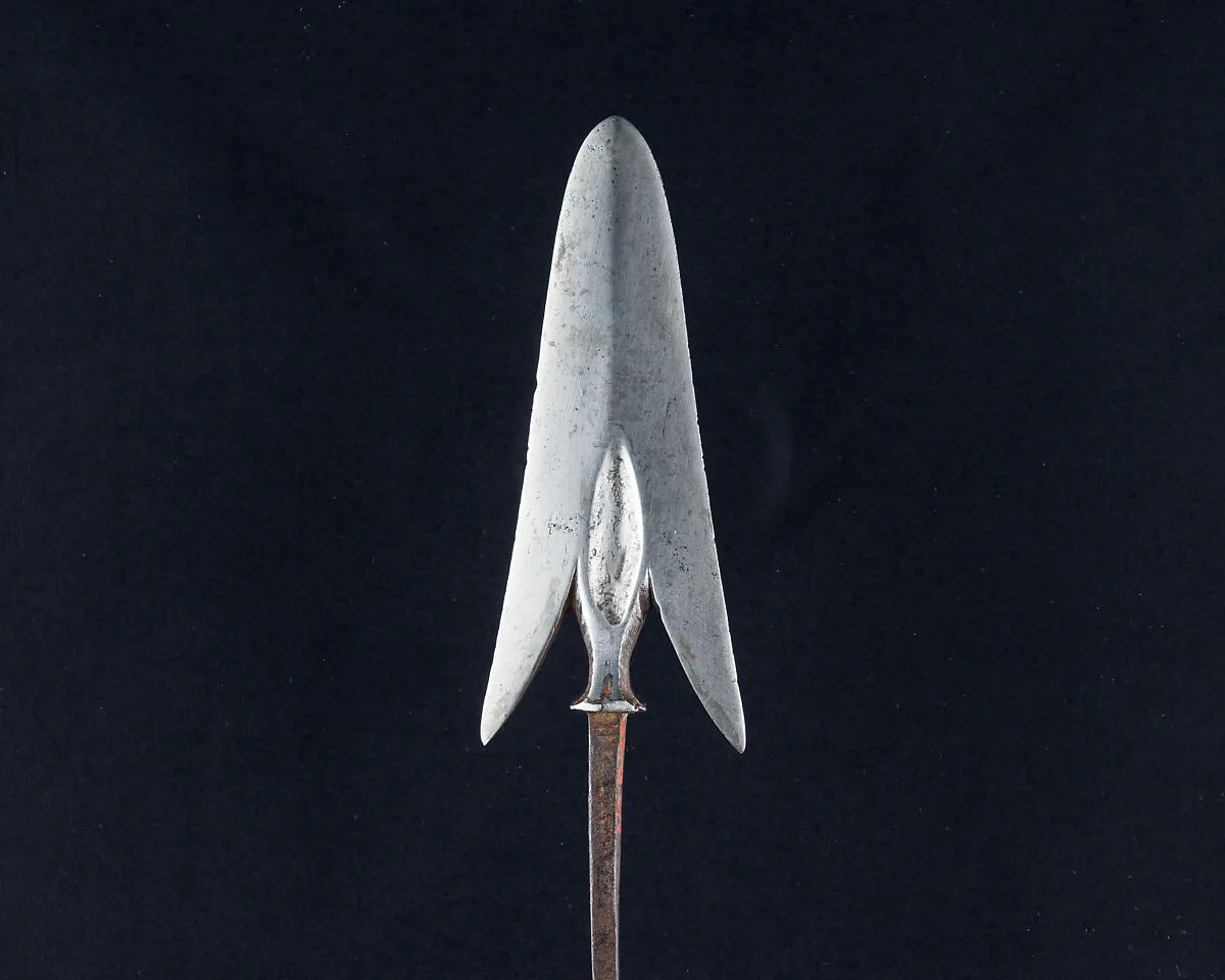 Arrowhead (<i>Yanone</i>) — Unknown