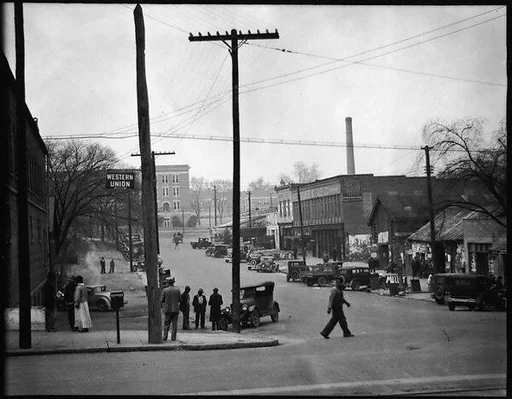 [Street Scene, Milledgeville, Georgia]