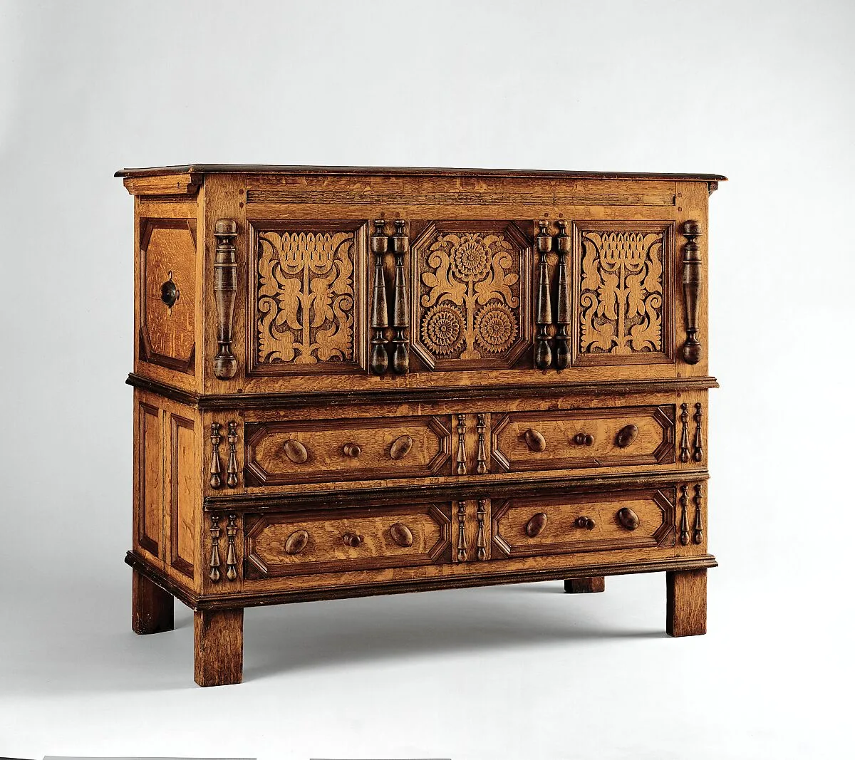 Chest with Drawers — Peter Blin