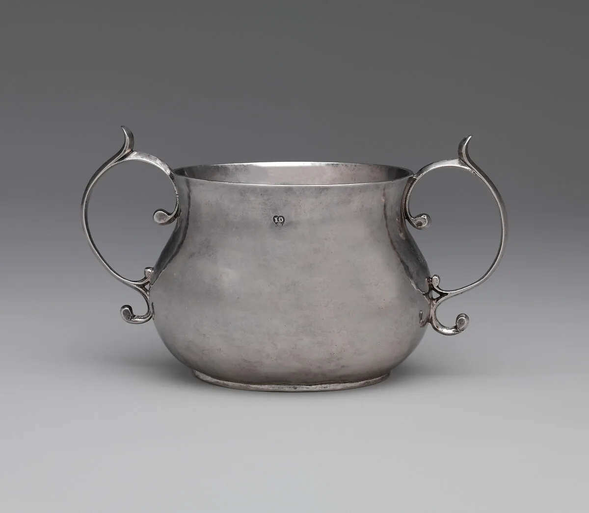 Two-Handled Cup — Jeremiah Dummer