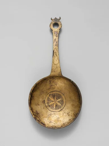 Strainer